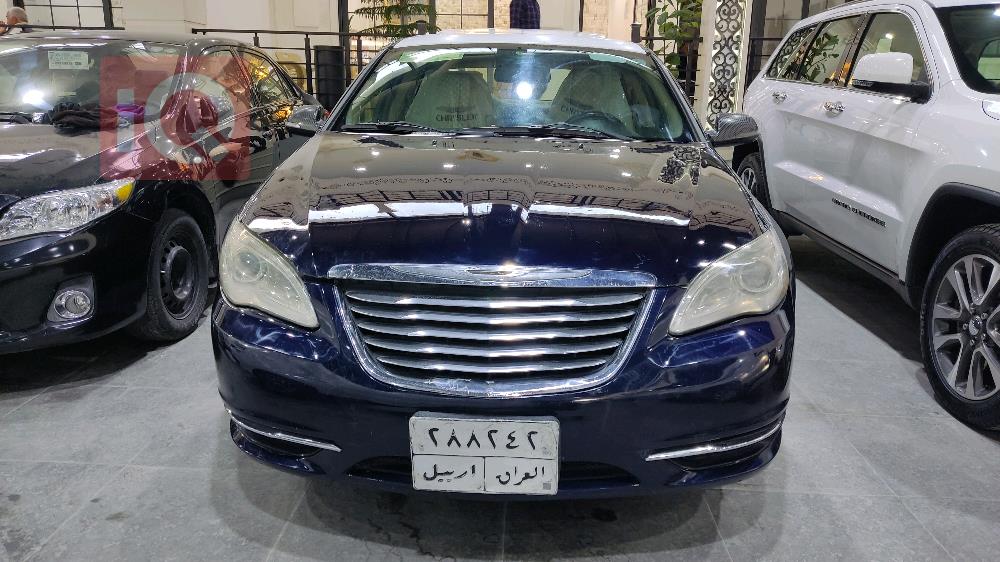 کرایسلەر 200